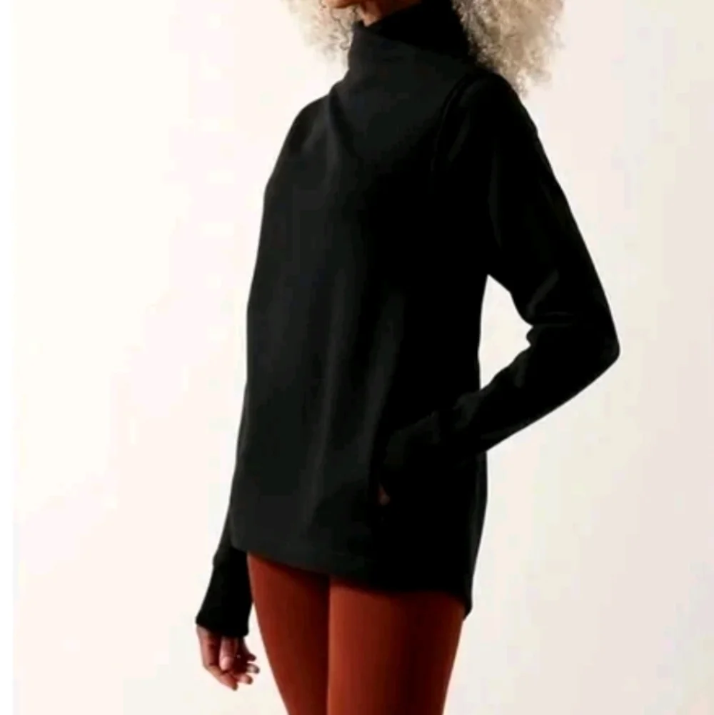 ATHLETA Cozy Karma Twist Neck Sweatshirt Black Lined Pullover Size Medium